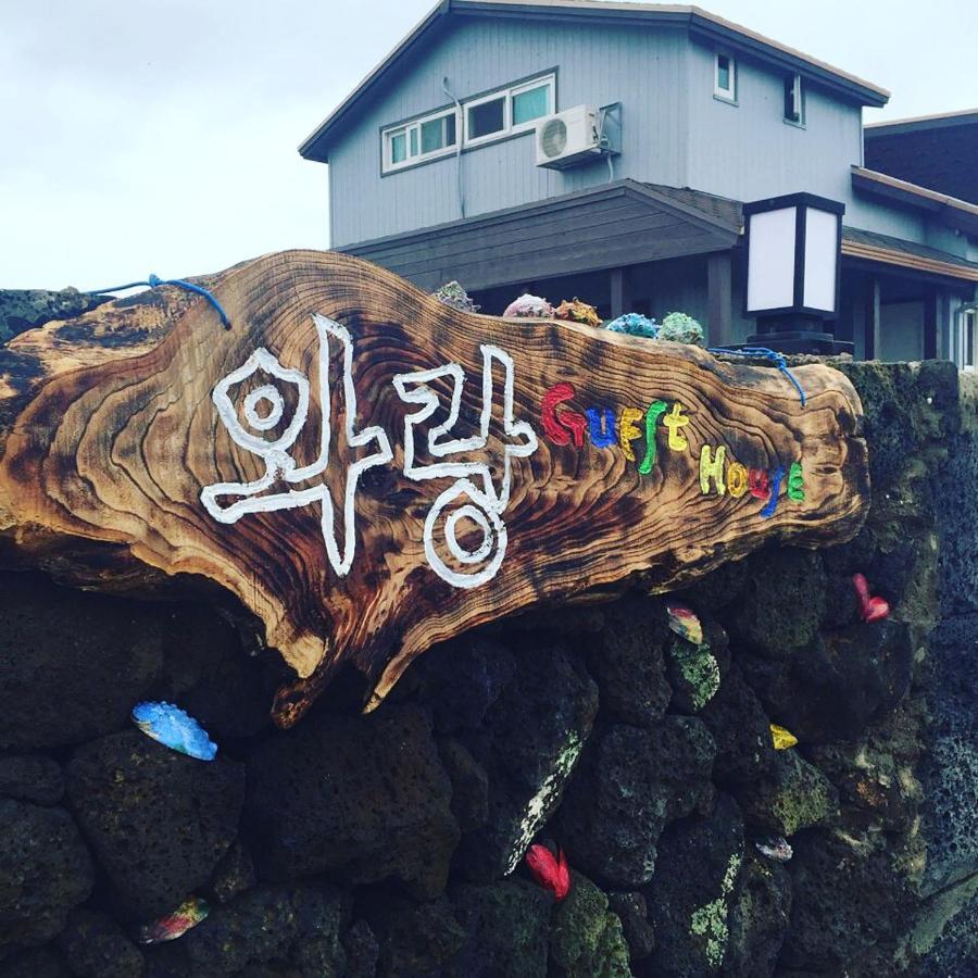 Warang Guesthouse Jeju Esterno foto